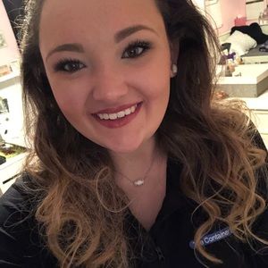 Meet your Posher, Bethany